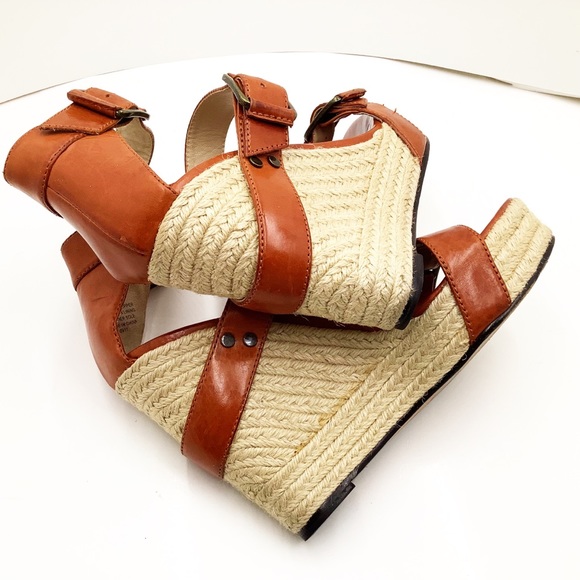 {Brian Atwood}Delice Wedge Espadrille - Picture 10 of 15